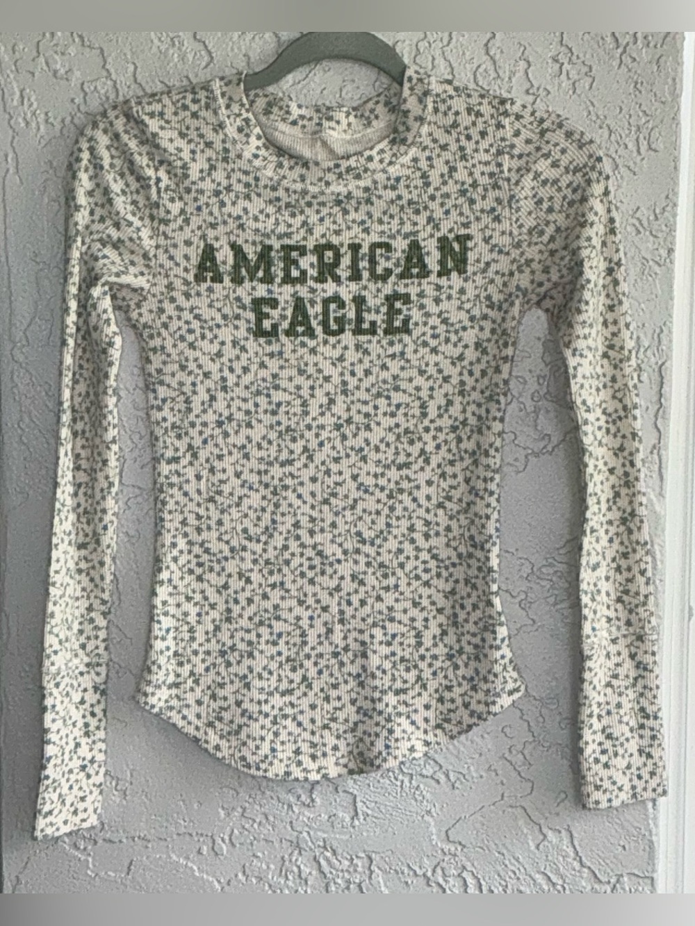 American Eagle Outfitters Ivory Long Sleeve Ribbed Top with Green Floral Print
